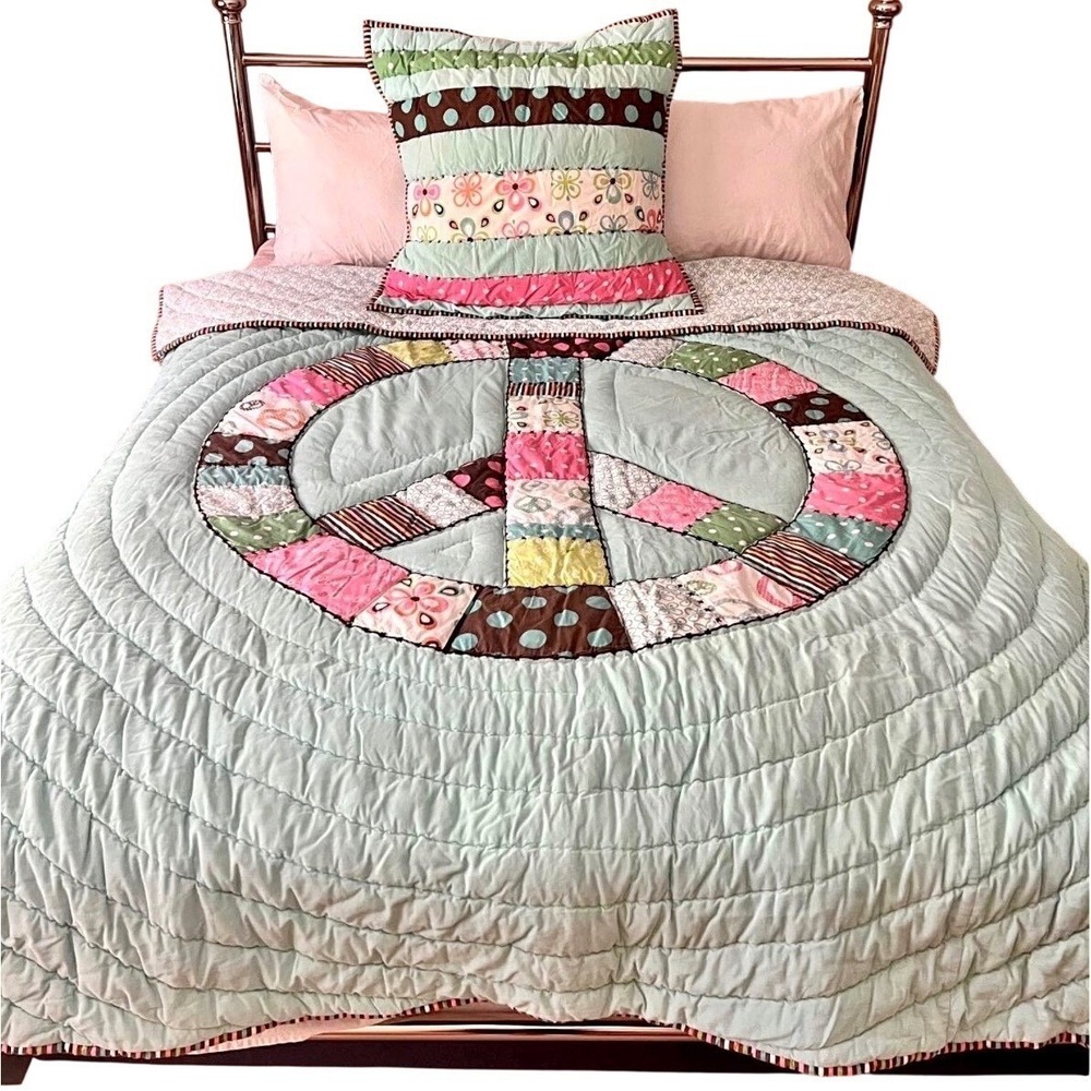 Pottery Barn Quilt Comforter Matching Set Peace Sign Sham Twin Patchwork Boho